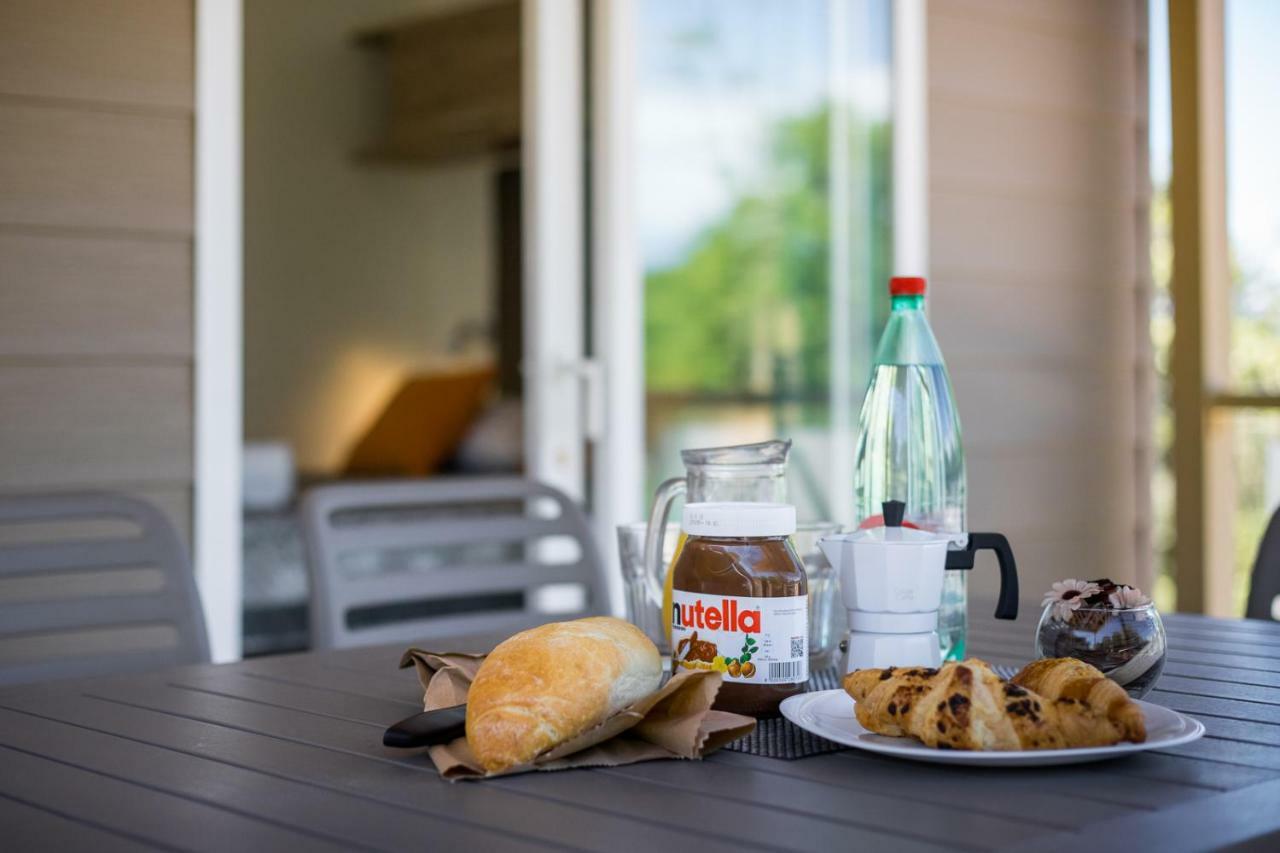 Mobile Homes - Lanterna Premium Camping Resort Tar-Vabriga Bagian luar foto