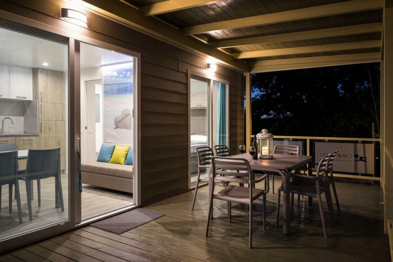 Mobile Homes - Lanterna Premium Camping Resort Tar-Vabriga Bagian luar foto