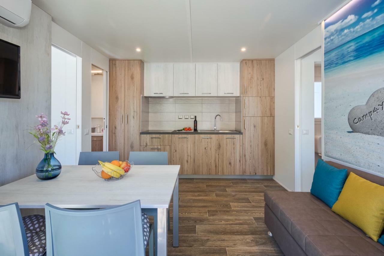 Mobile Homes - Lanterna Premium Camping Resort Tar-Vabriga Bagian luar foto